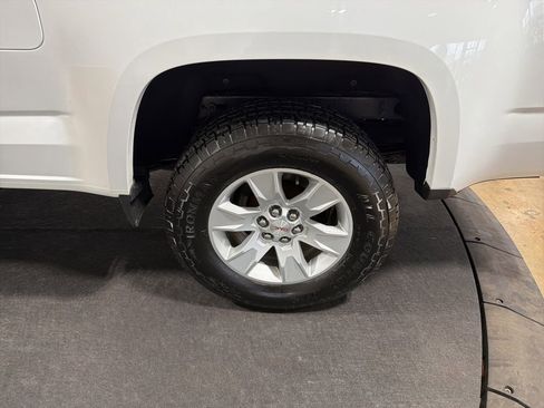 Used 2016 GMC Canyon SLE image 30