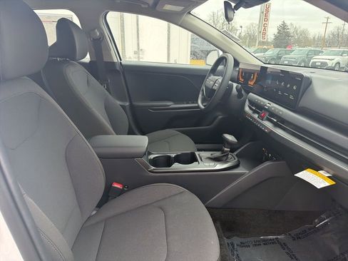 New 2026 Kia K4 LX image 23