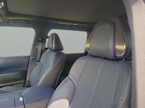 Certified 2026 INFINITI QX80 4WD w/ Sport Exterior Package image 22