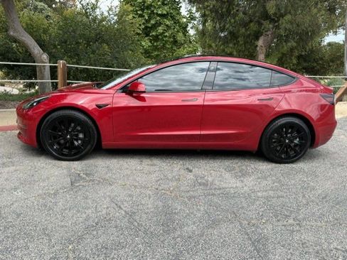 Used 2022 Tesla Model 3 Standard Range RWD image 4
