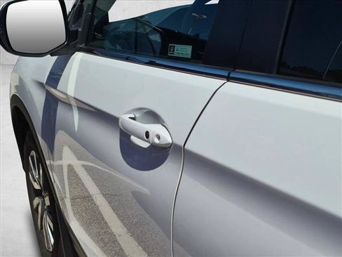 Used 2021 Honda Pilot EX image 17