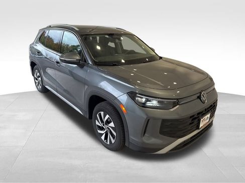 New 2025 Volkswagen Tiguan S image 7