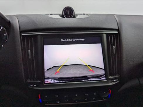 Used 2022 Maserati Levante GT image 28