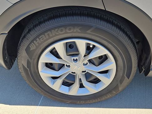 Used 2025 Honda CR-V LX image 10