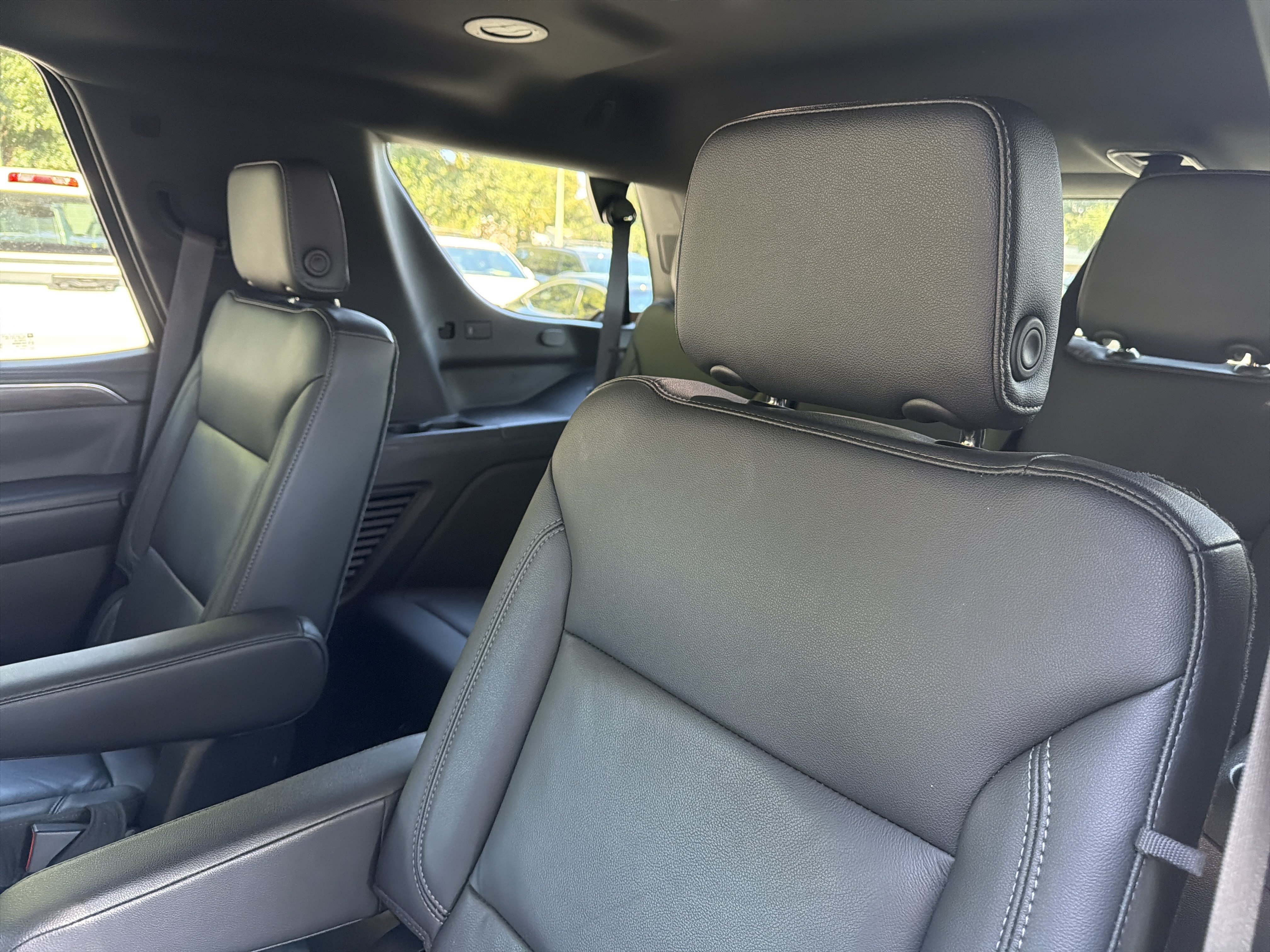 Used 2021 Chevrolet Tahoe Z71 AWD/4WD image 34