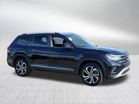 Certified 2023 Volkswagen Atlas SEL AWD/4WD image 8
