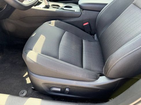 Used 2026 Nissan Altima 2.5 SV FWD image 15