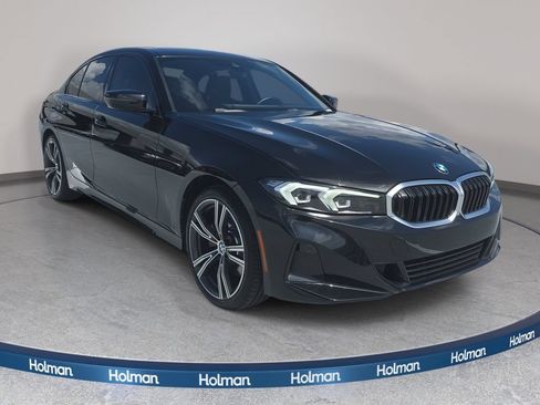 Used 2023 BMW 330i Sedan w/ Driving Assistance Package RWD image 5