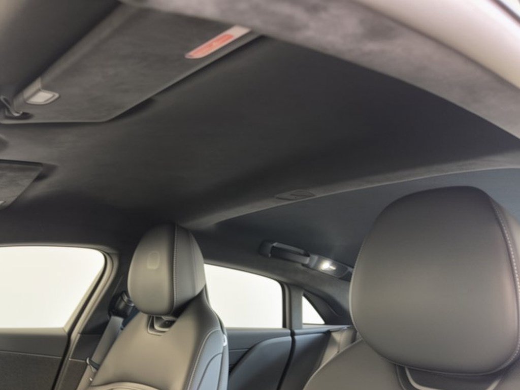 Used 2024 Lucid Air Pure RWD image 26
