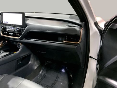 Used 2025 Toyota Grand Highlander AWD Hybrid image 19