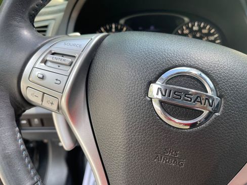 Used 2017 Nissan Altima 2.5 SR w/ Midnight Edition Package FWD image 24