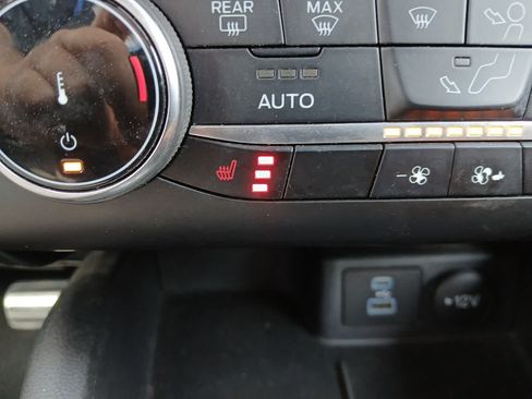 Used 2023 Ford Escape ST-Line AWD/4WD image 36