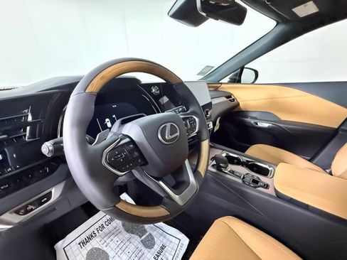 New 2026 Lexus RX 450h AWD image 10