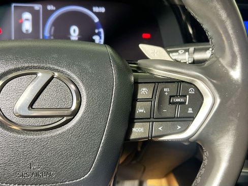 Used 2023 Lexus RZ 450e Premium image 19