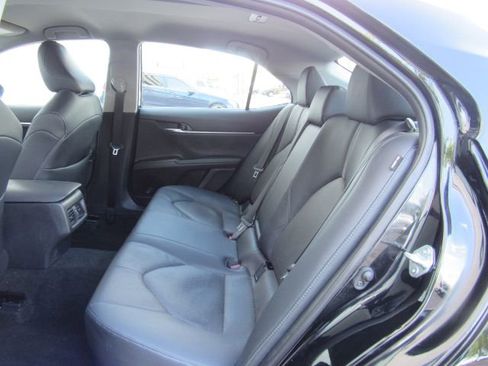 Used 2024 Toyota Camry XLE image 19