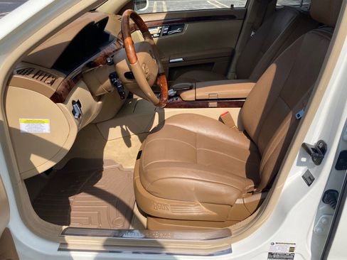 Used 2008 Mercedes-Benz S 550 image 5