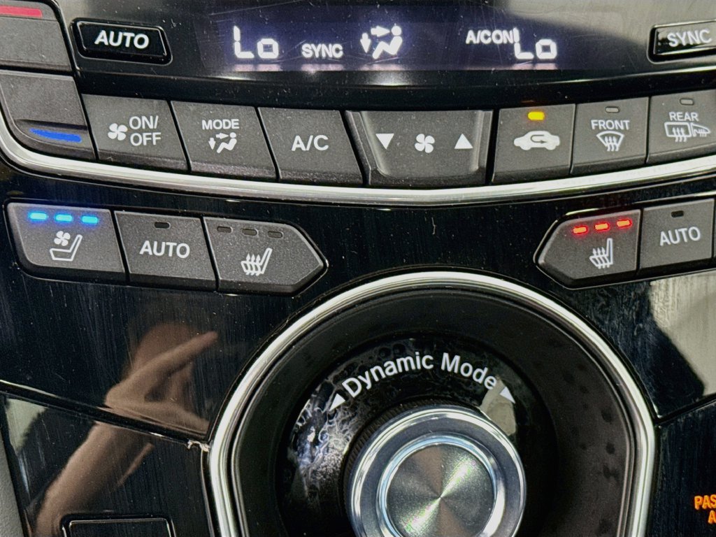 Used 2025 Acura RDX w/ Advance Package AWD/4WD image 22