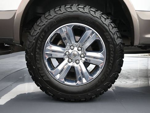 Used 2018 Ford F150 King Ranch w/ Equipment Group 601A Luxury AWD/4WD image 18