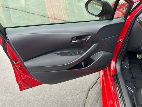 Certified 2025 Toyota Corolla Core image 9