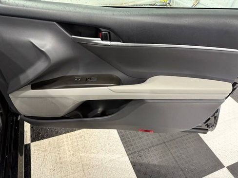 Used 2024 Toyota Camry LE image 20