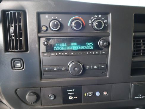 Used 2023 Chevrolet Express 3500 LS RWD image 23