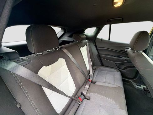 Used 2024 Chevrolet Trax RS w/ Driver Confidence Package FWD image 23