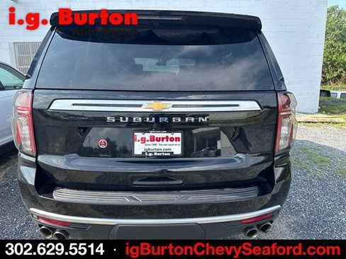 Used 2024 Chevrolet Suburban High Country AWD/4WD image 5