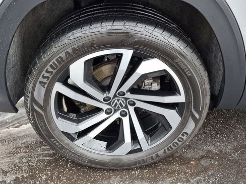 Used 2023 Volkswagen Atlas Cross Sport SEL image 8