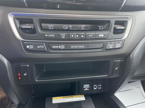 Used 2022 Honda Passport TrailSport image 30