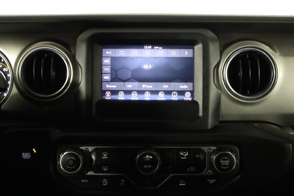 Used 2021 Jeep Wrangler Unlimited Sahara AWD/4WD image 27