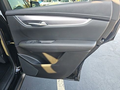 Used 2022 Cadillac XT5 Luxury image 12