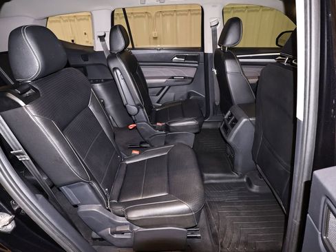 Used 2022 Volkswagen Atlas SEL R-Line AWD/4WD image 20