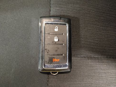 Used 2023 Jeep Grand Cherokee Laredo AWD/4WD image 32