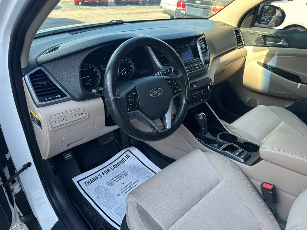 Used 2017 Hyundai Tucson Sport w/ Cargo Package AWD/4WD image 12