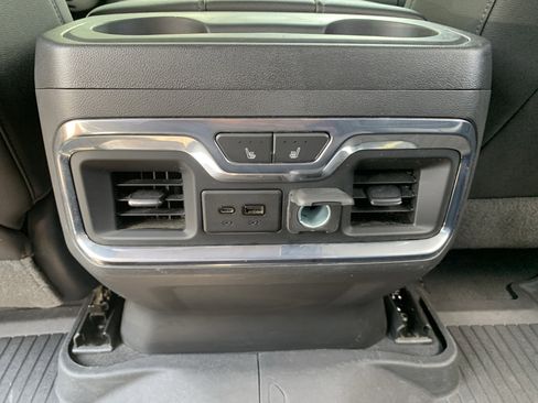 Used 2021 Chevrolet Silverado 1500 LTZ AWD/4WD image 28