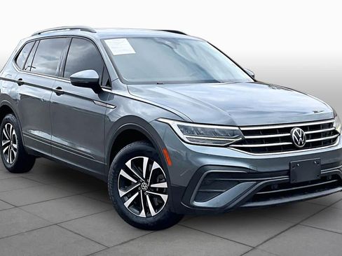 Used 2022 Volkswagen Tiguan S w/ IQ.Drive Package FWD image 3