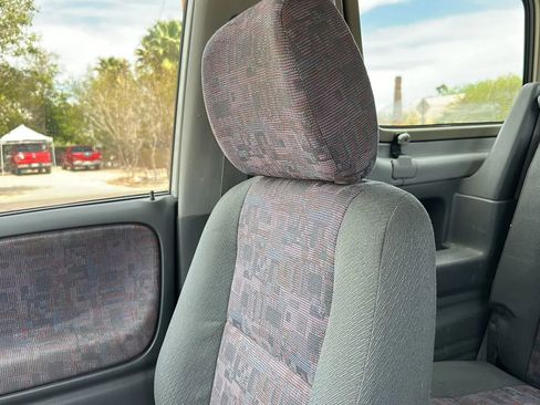 Used 1999 Chevrolet Tracker 2WD Convertible image 27