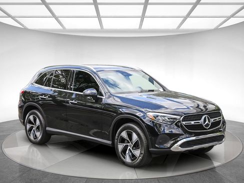 Certified 2024 Mercedes-Benz GLC 300 image 5