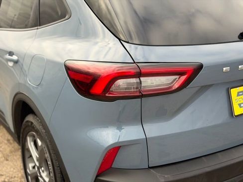 Used 2025 Ford Escape ST-Line image 11