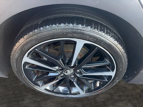 Used 2020 Toyota Camry SE FWD image 37