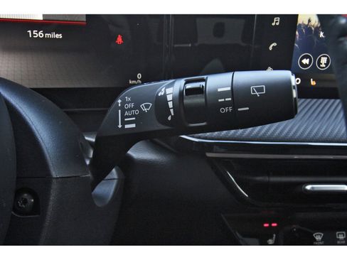 Certified 2025 Nissan Kicks SR w/ SR Premium Package image 21