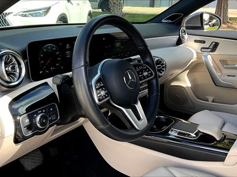 Used 2020 Mercedes-Benz A 220 image 14