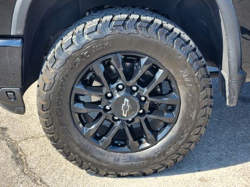 Used 2025 Chevrolet Silverado 2500 LTZ w/ Trail Boss Package AWD/4WD image 10