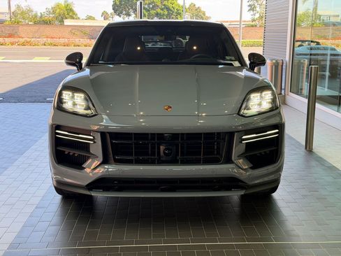 Certified 2026 Porsche Cayenne Turbo GT AWD/4WD image 5