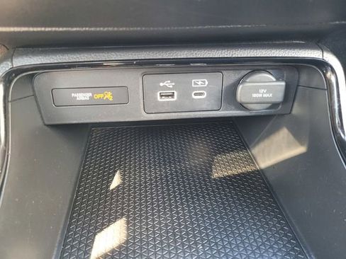 Used 2025 Honda CR-V Sport image 26