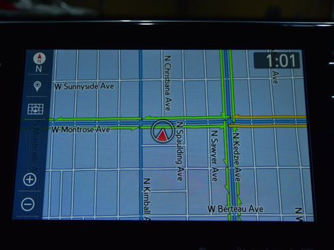 Used 2019 Toyota Avalon Limited image 27