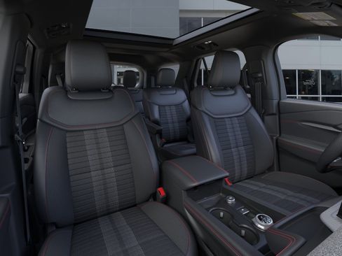 New 2026 Ford Explorer ST-Line AWD/4WD image 33