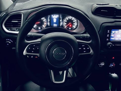 Used 2020 Jeep Renegade Sport w/ UConnect 7.0 Group FWD image 25