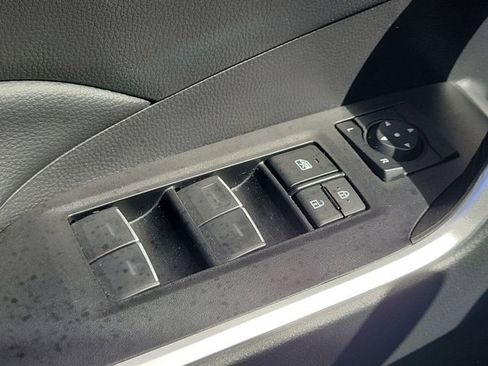 Used 2023 Toyota RAV4 XLE Premium image 30