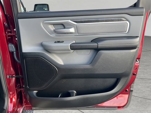 Used 2019 RAM 1500 Big Horn image 30